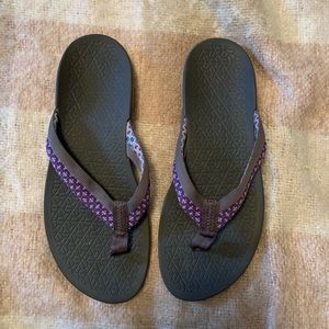 Chaco shoes size 9